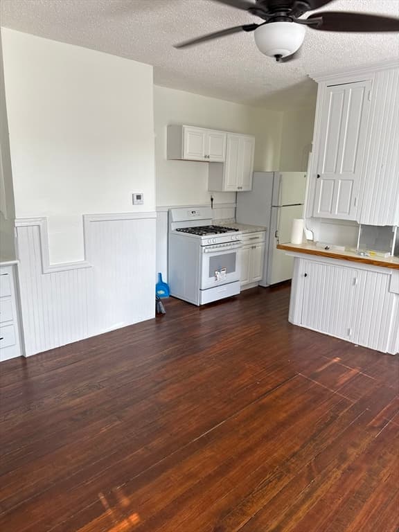 5+ Family - 5+ Units Side by Side at 377 Earle Street, New Bedford MA 02746, New Bedford, photo 16 of 37