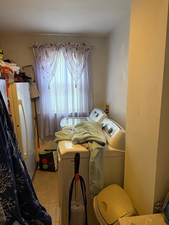 5+ Family - 5+ Units Side by Side at 377 Earle Street, New Bedford MA 02746, New Bedford, photo 22 of 37