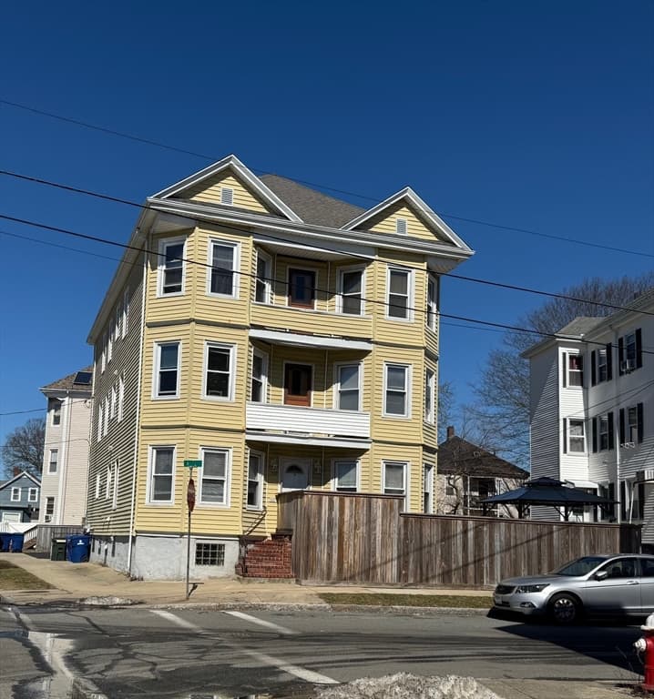 5+ Family - 5+ Units Side by Side at 377 Earle Street, New Bedford MA 02746, New Bedford, photo 37 of 37