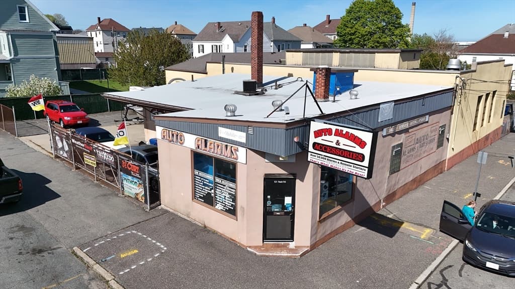 101 Nash Rd, New Bedford MA 02746