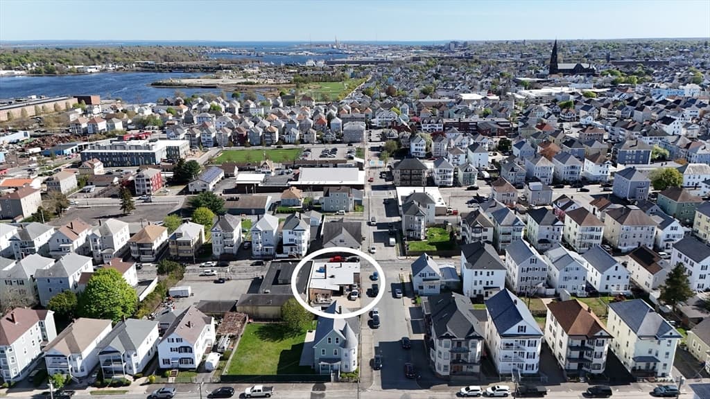 101 Nash Rd, New Bedford MA 02746 photo 5