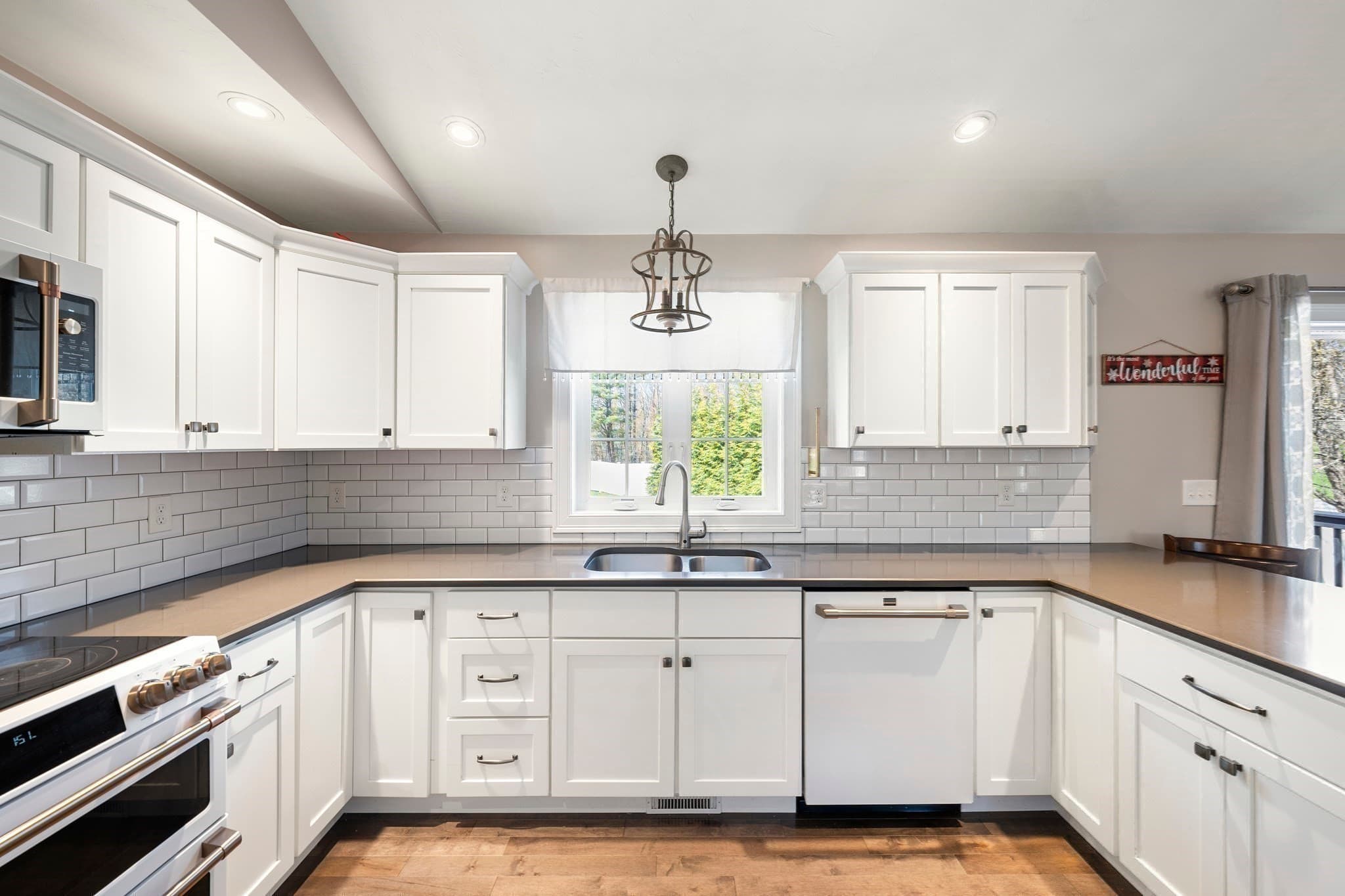 Single Family Residence at 35 J Davis, Charlton MA 01507, photo 6 of 30