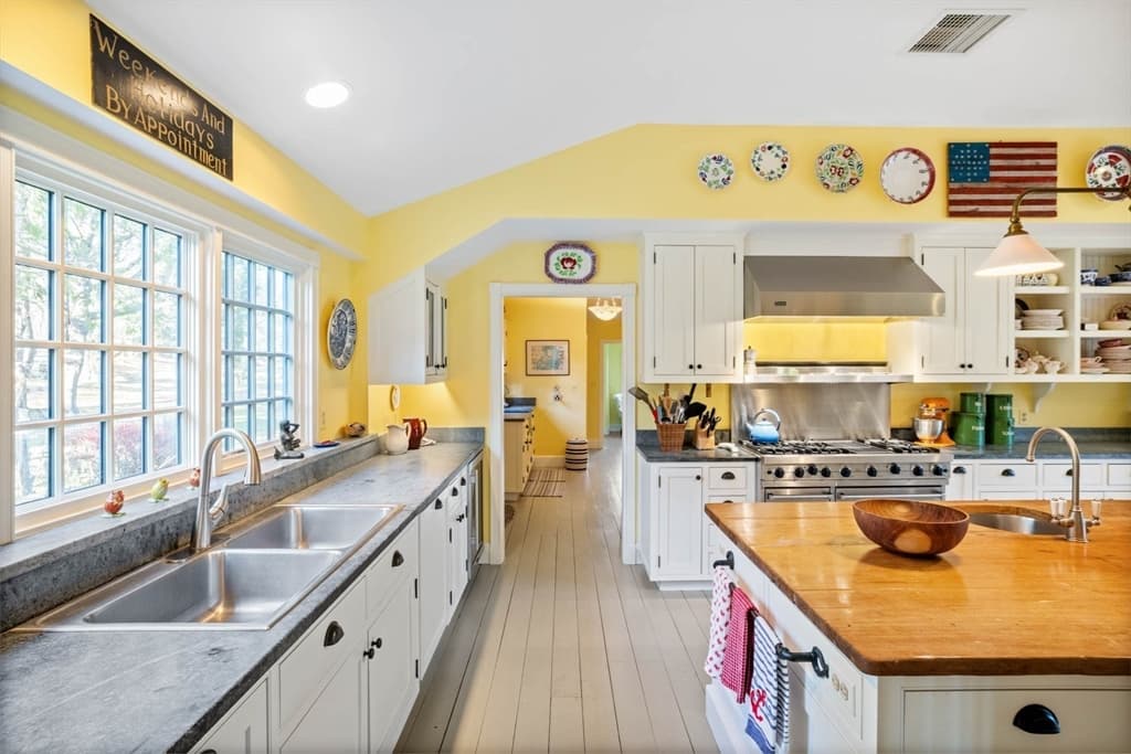 85 North Reservoir Road, West Tisbury MA 02575 photo 14