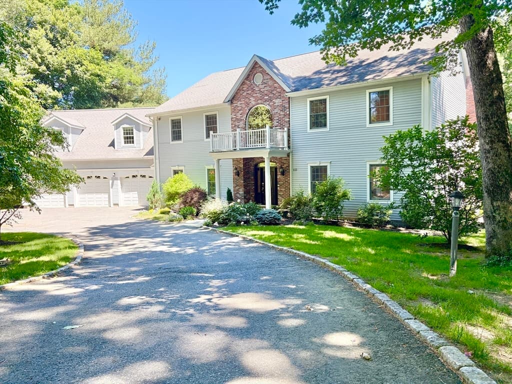 233 Rice Rd, Wayland MA 01778
