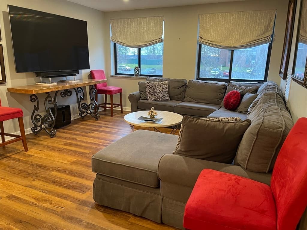 Condominium at 100 Ledgewood Dr # 410, Stoneham MA 02180, Stoneham, photo 14 of 28