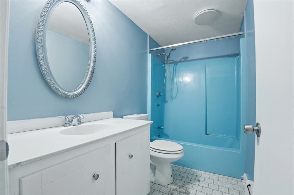 Single Family Residence at 612 Drift Rd, Westport MA 02790, photo 22 of 26