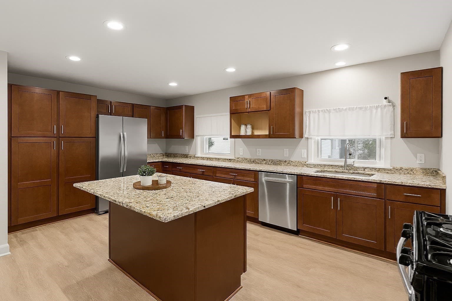 Condominium at 275 Lynnfield St # 275, Lynn MA 01904, photo 6 of 19