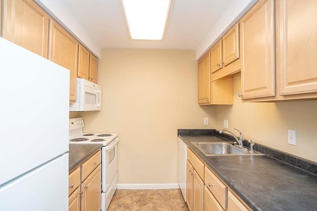 180 Main Street # F148, Bridgewater MA 02324 photo 5