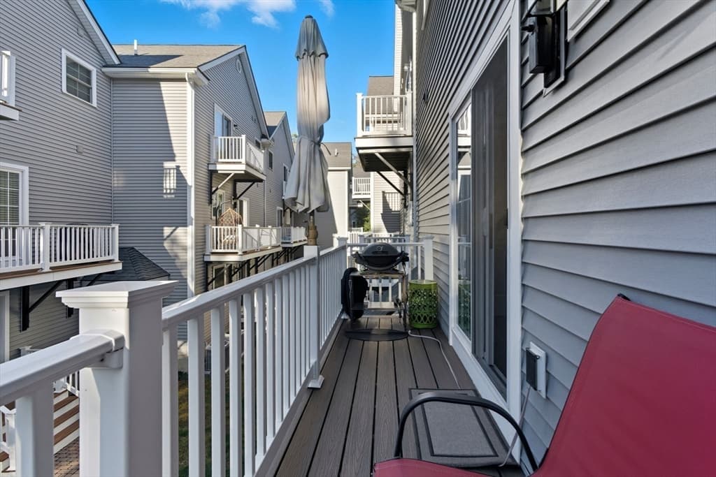 Condominium at 66 Compass Pt # 66, North Andover MA 01845, North Andover, photo 17 of 42