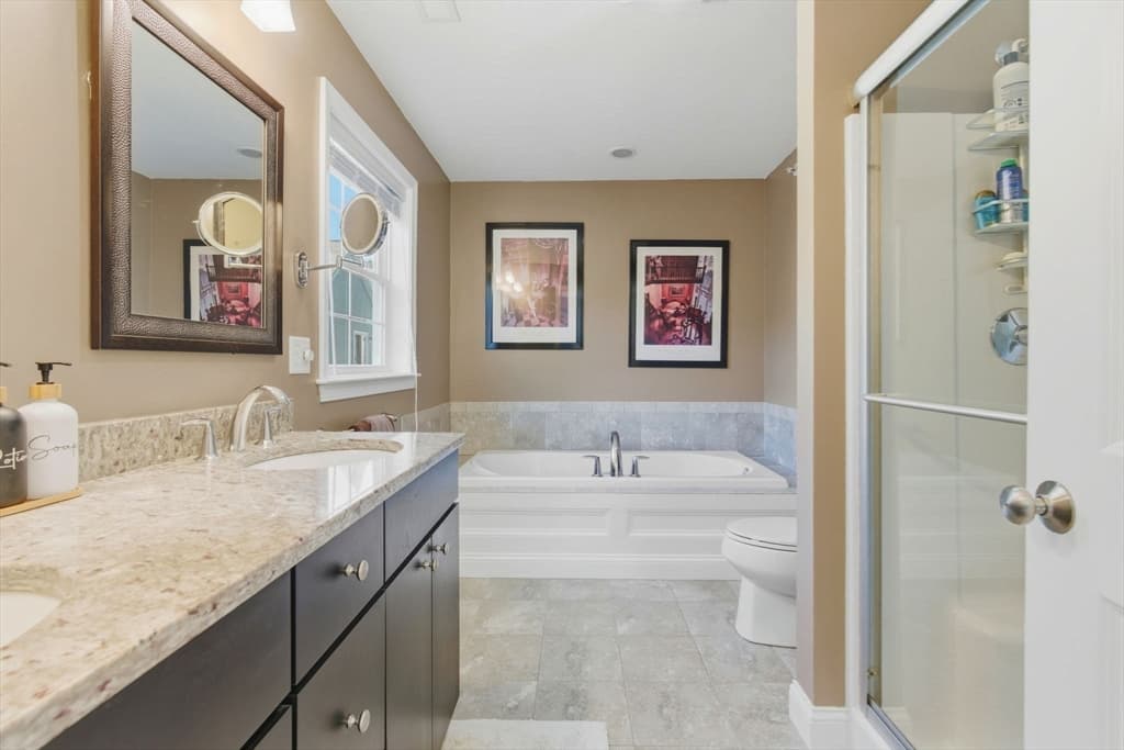 Condominium at 66 Compass Pt # 66, North Andover MA 01845, North Andover, photo 32 of 42