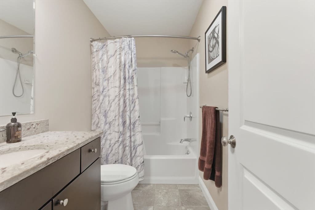 Condominium at 66 Compass Pt # 66, North Andover MA 01845, North Andover, photo 37 of 42