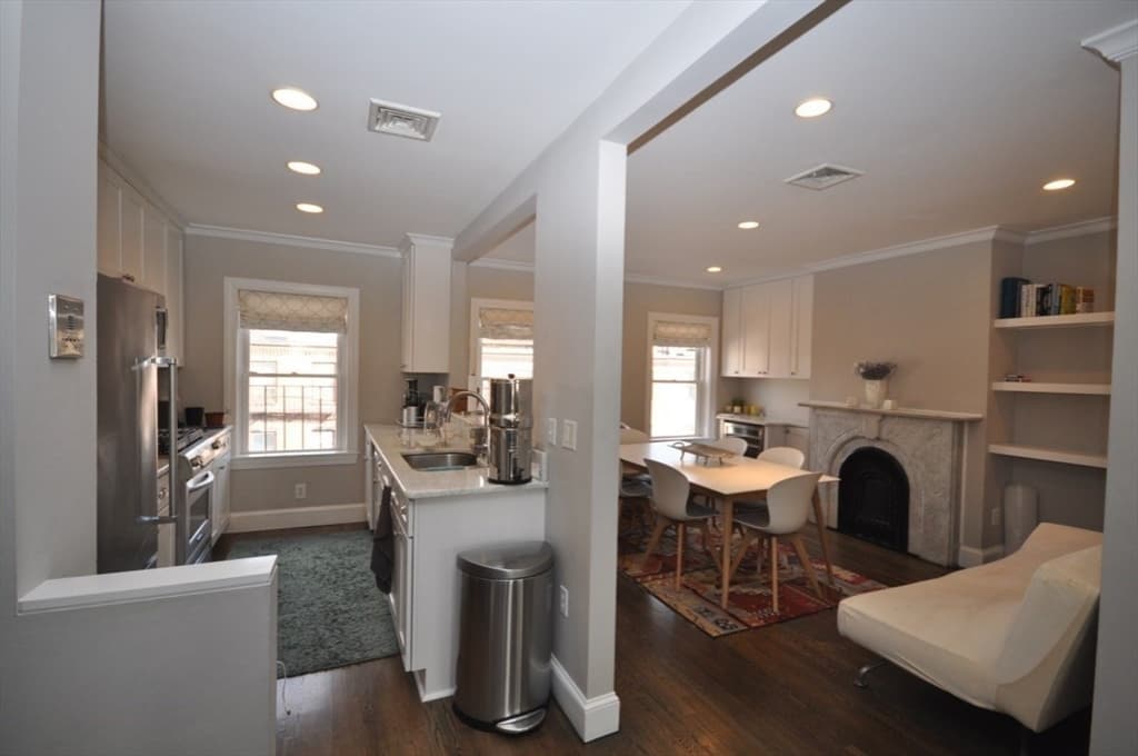 Condominium at 123 W Newton St # 2, Boston MA 02118, photo 9 of 28