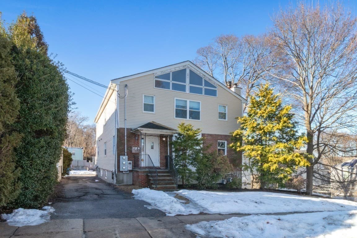 Residential at 47-49 Dighton St, Boston MA 02135, photo 6 of 29