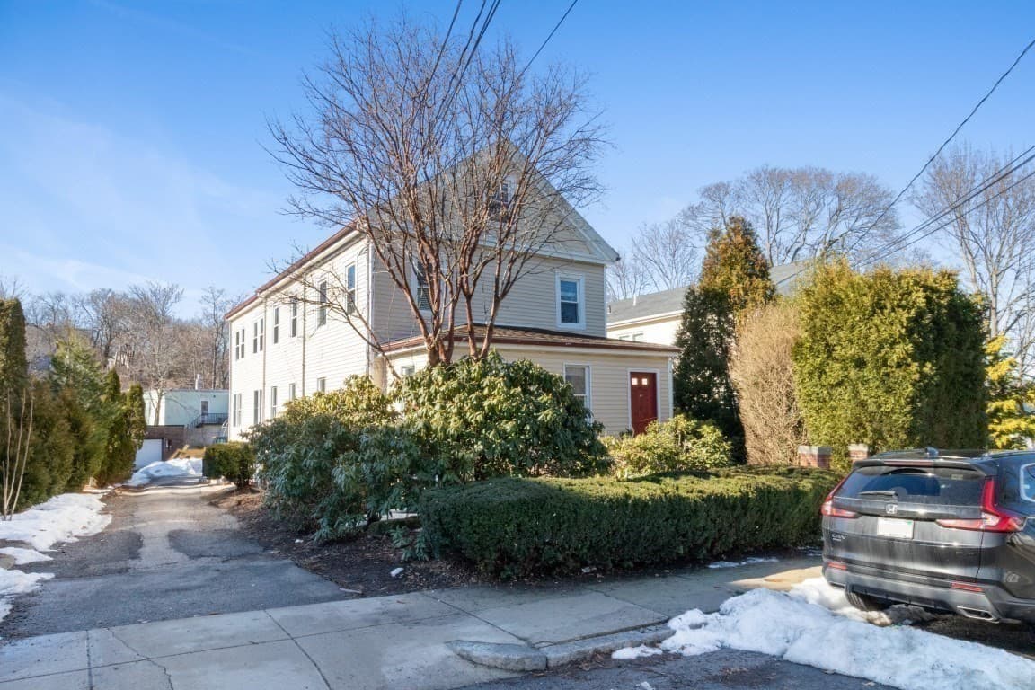 Residential at 47-49 Dighton St, Boston MA 02135, photo 8 of 29