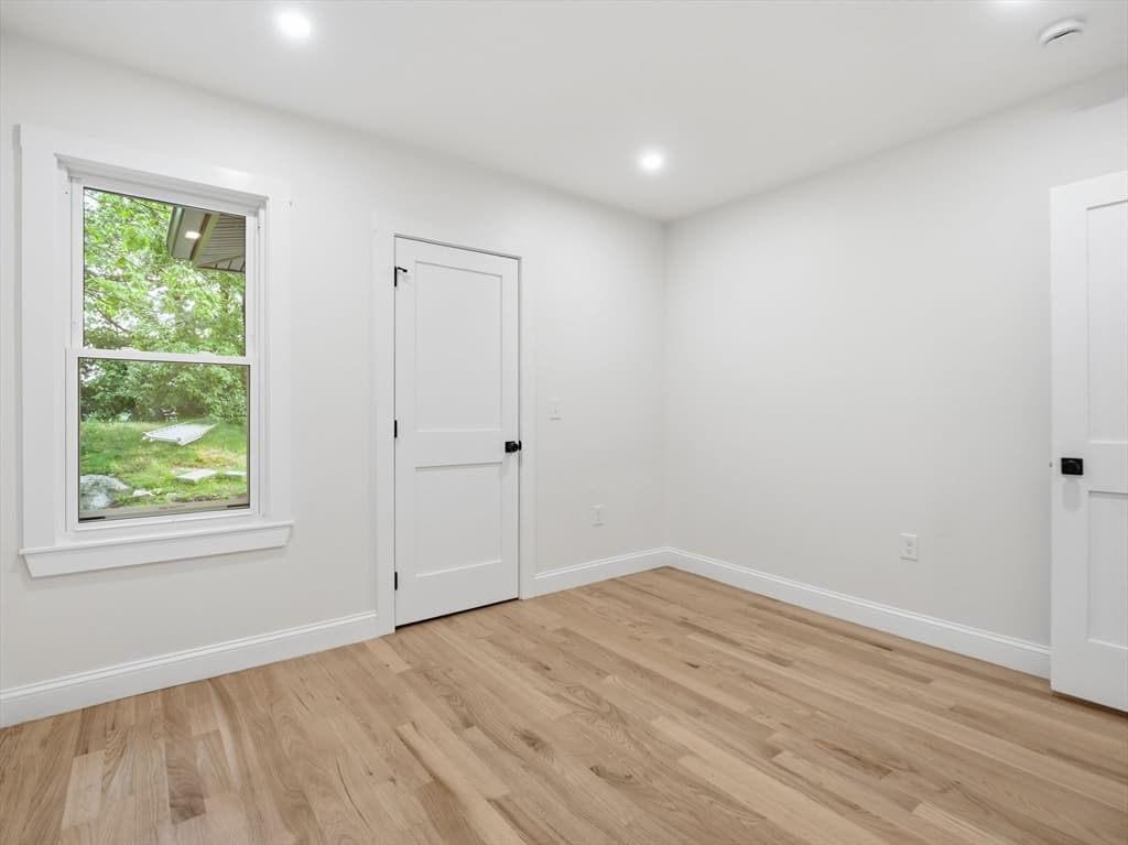 Single Family Residence at 23 Murray Hill Rd, Medford MA 02155, photo 17 of 22