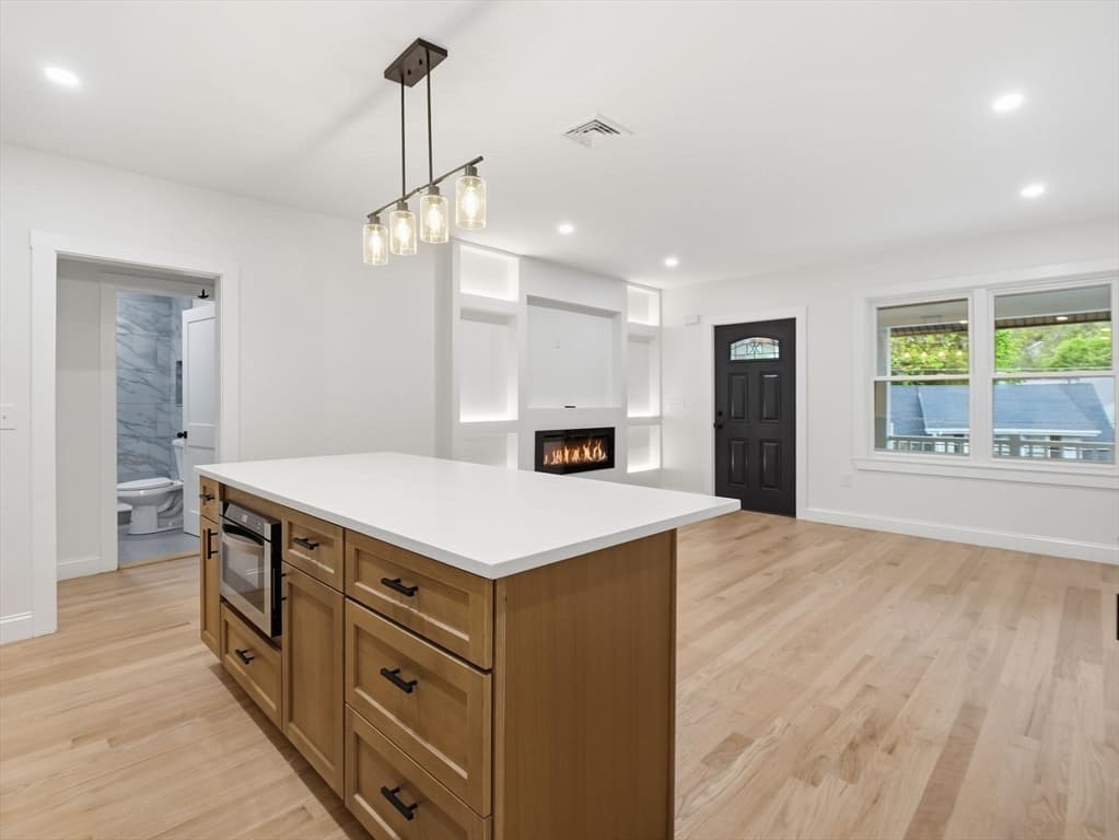 Single Family Residence at 23 Murray Hill Rd, Medford MA 02155, photo 5 of 22