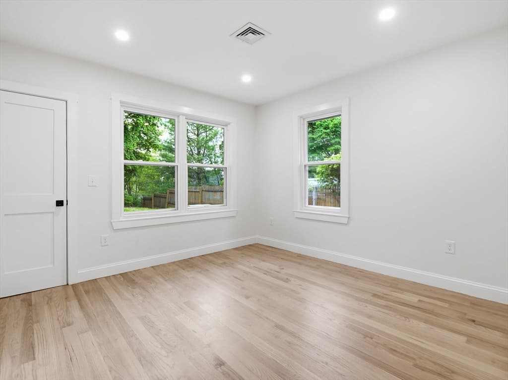 Single Family Residence at 23 Murray Hill Rd, Medford MA 02155, photo 14 of 22