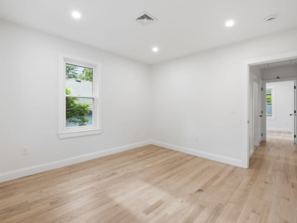 Single Family Residence at 23 Murray Hill Rd, Medford MA 02155, photo 11 of 22