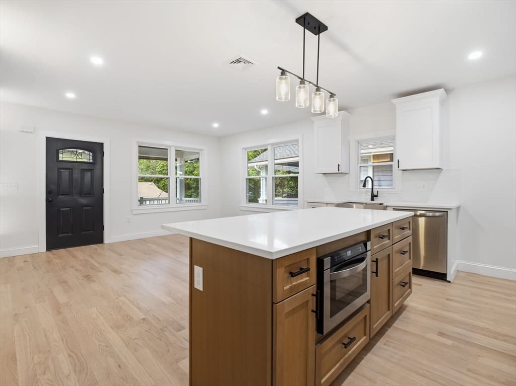 Single Family Residence at 23 Murray Hill Rd, Medford MA 02155, photo 4 of 22