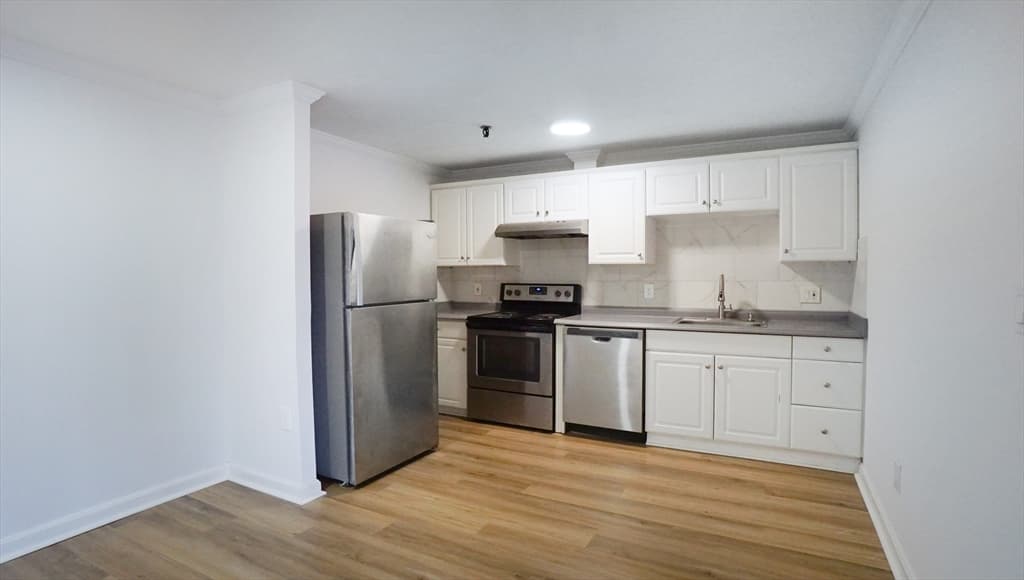 Condominium at 115 W Squantum St # 203, Quincy MA 02171, photo 7 of 14