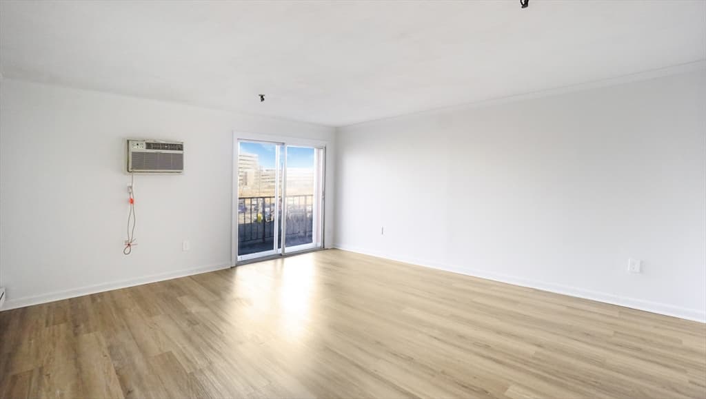 Condominium at 115 W Squantum St # 203, Quincy MA 02171, photo 5 of 14