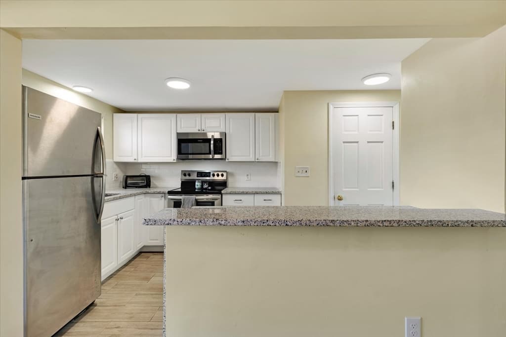 405 Village Dr # 405, Bourne MA 02532 photo 13