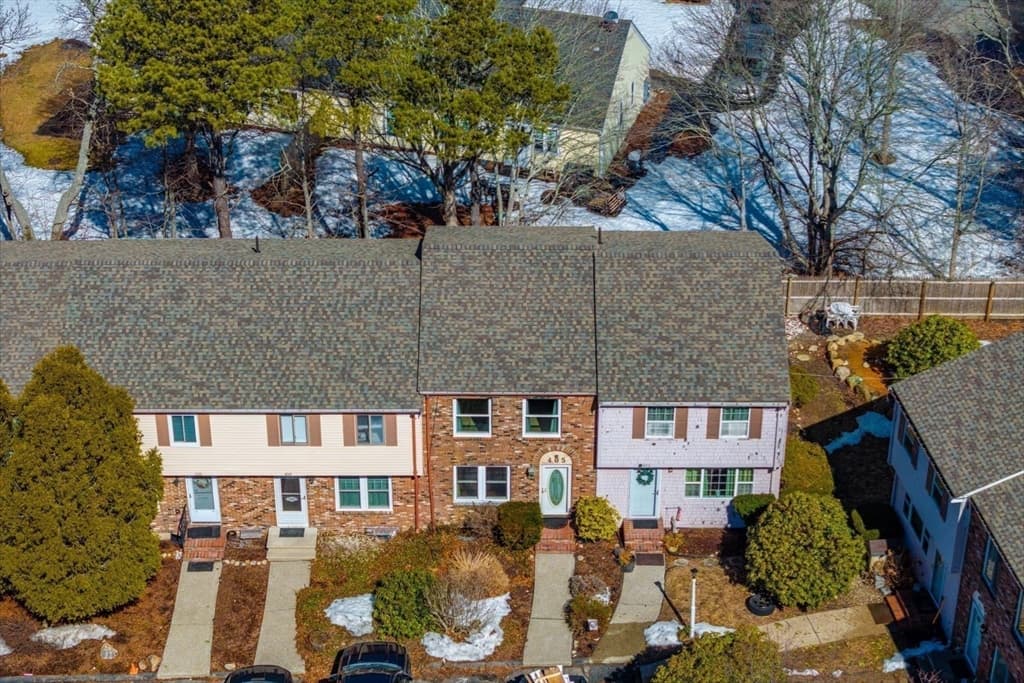 405 Village Dr # 405, Bourne MA 02532 photo 38