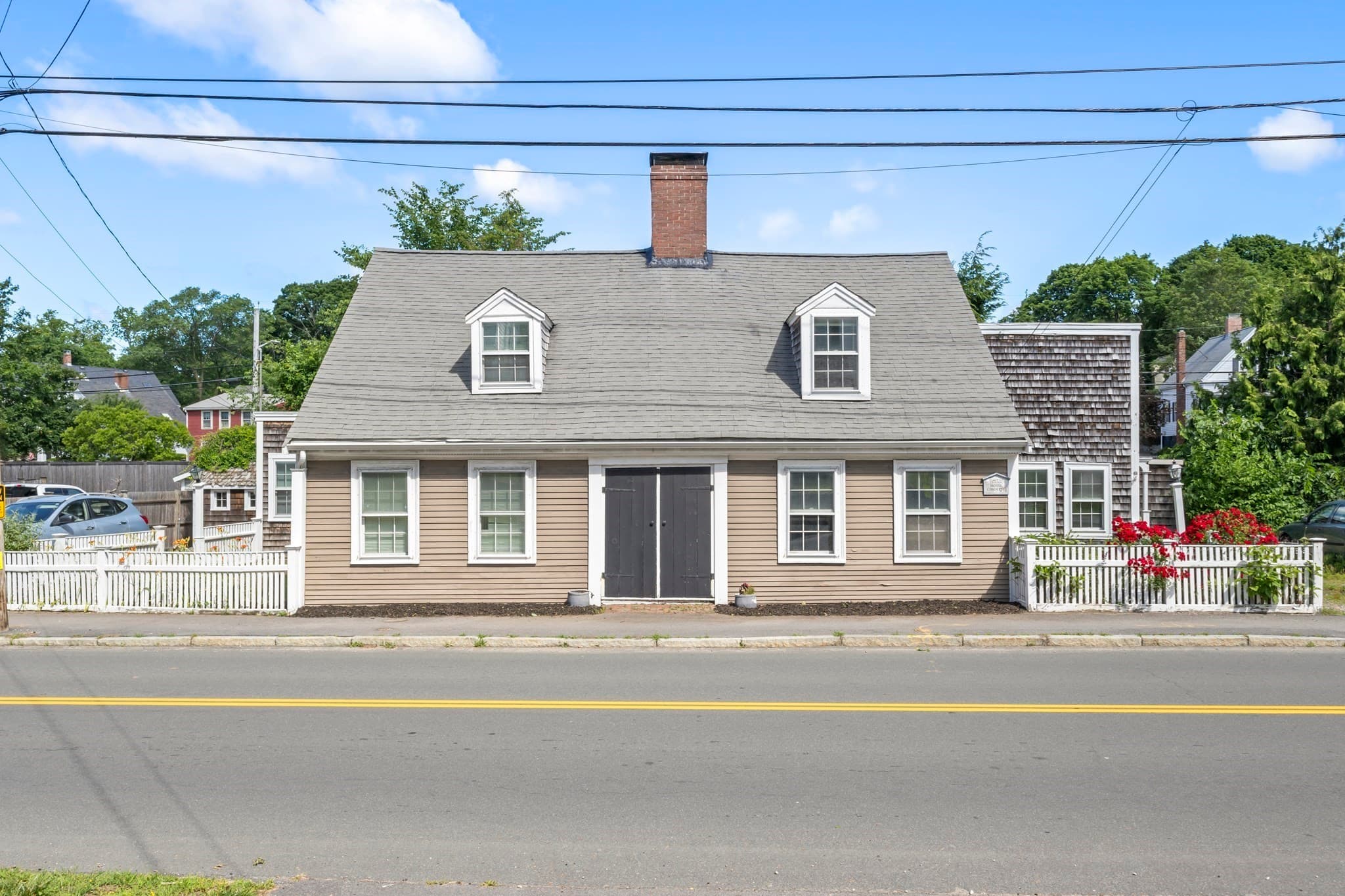 Multi Family at 191-193 South St, Hingham MA 02043, photo 41 of 42