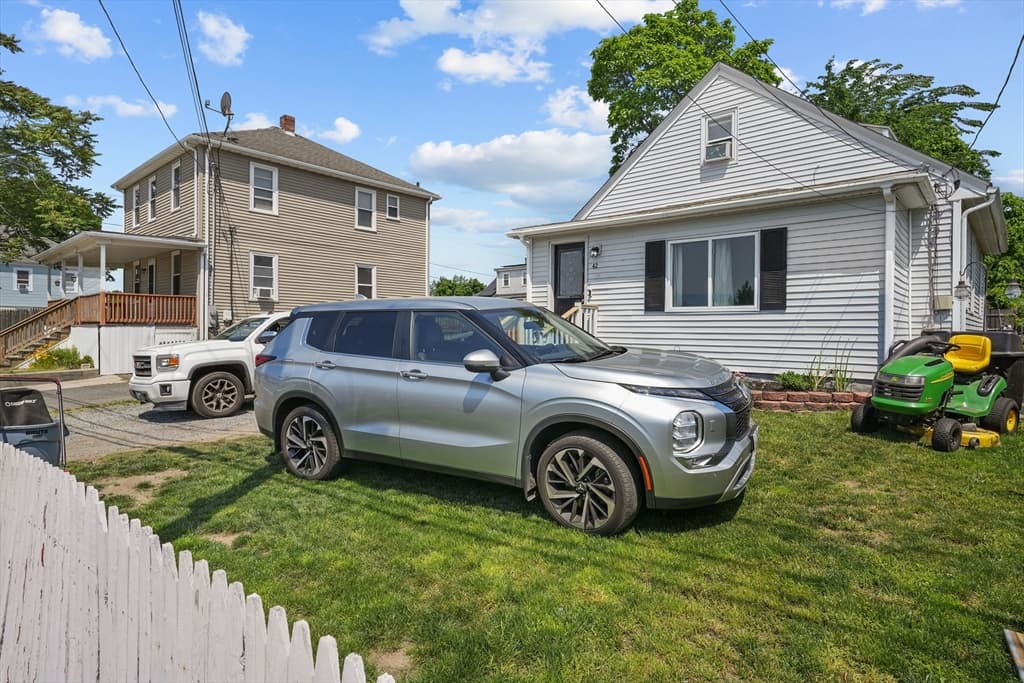 42 Taunton Ave, Seekonk MA 02771 photo 17