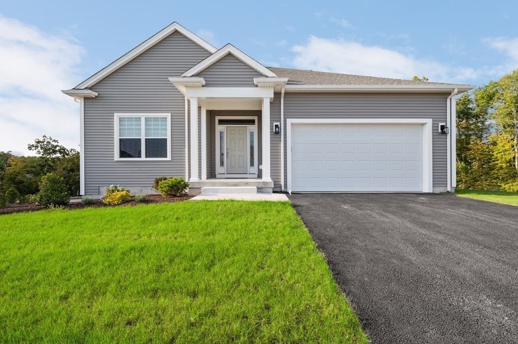 135 Rolling Ridge Drive # 56, Northbridge MA 01588