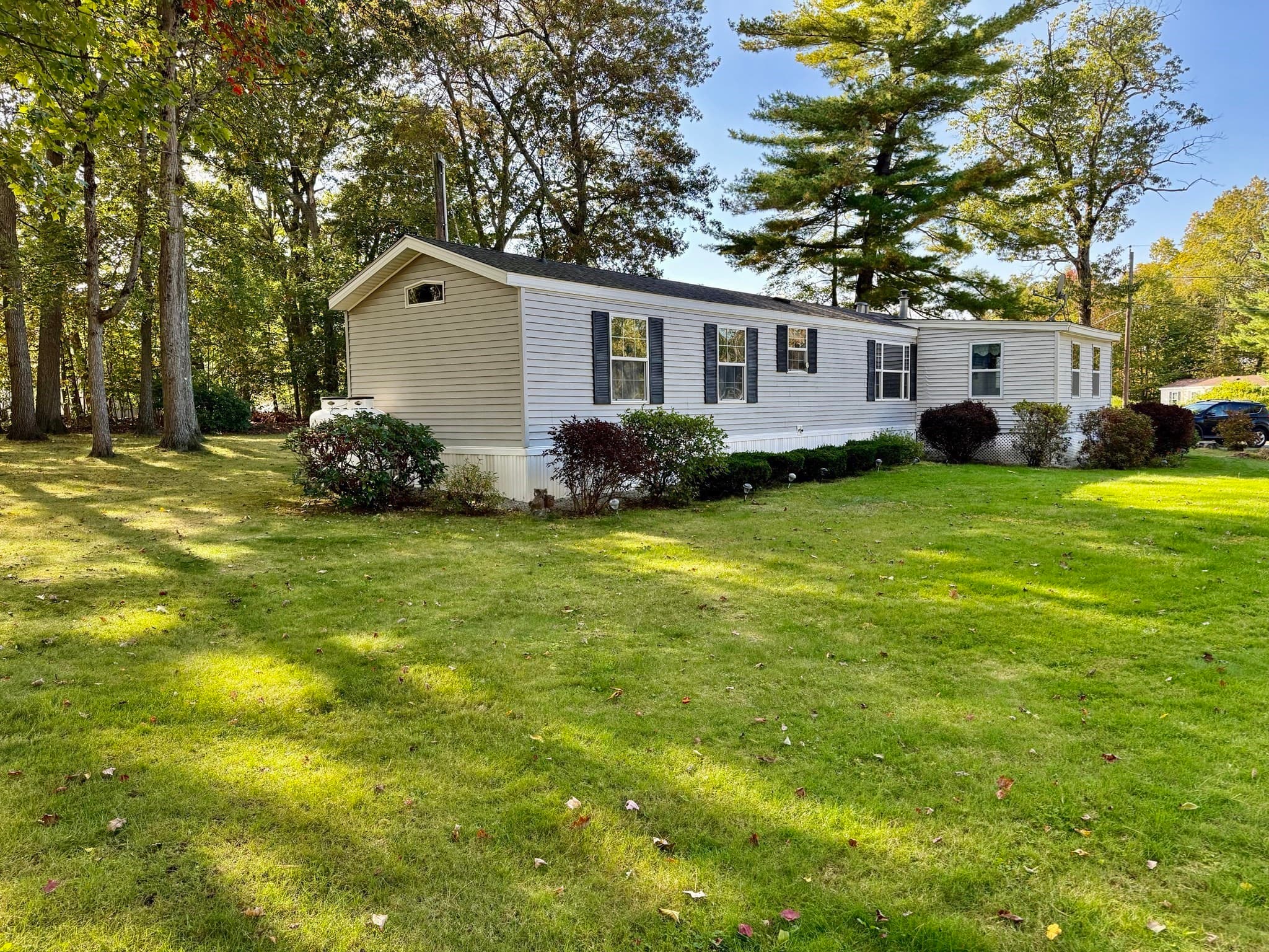 56 Nelson St, Salem NH 03079