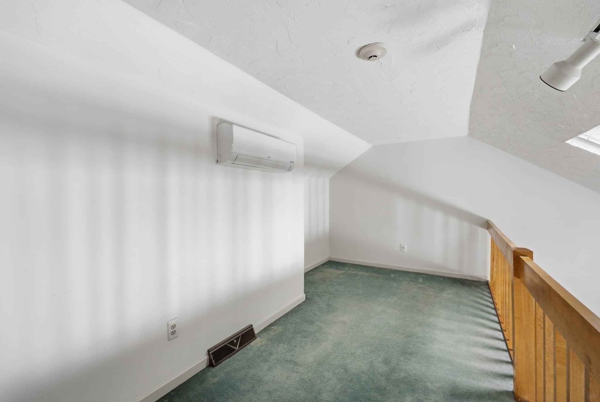 Condominium at 551 Hildreth St # 21, Dracut MA 01826, photo 16 of 23