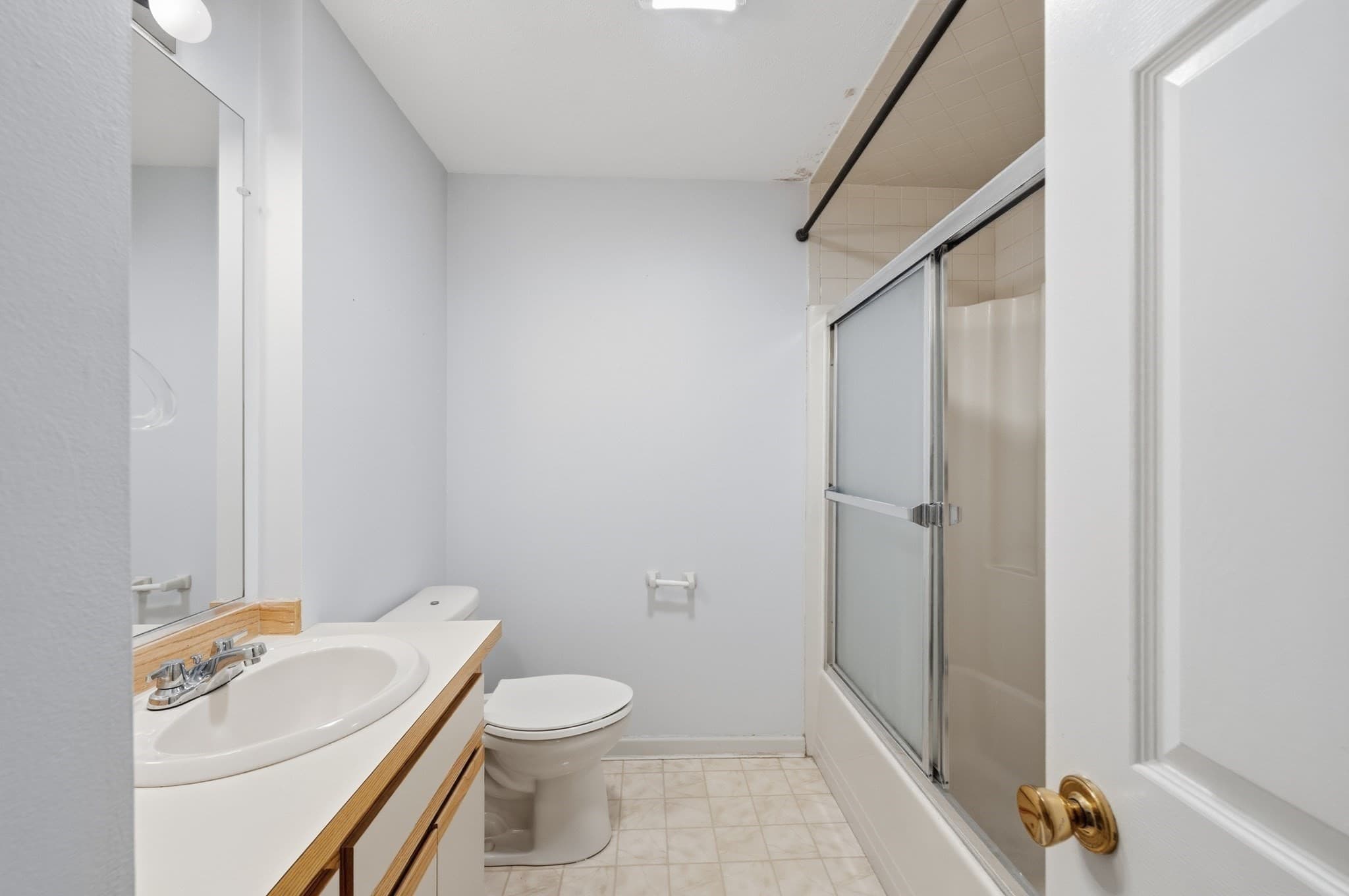 Condominium at 551 Hildreth St # 21, Dracut MA 01826, photo 10 of 23