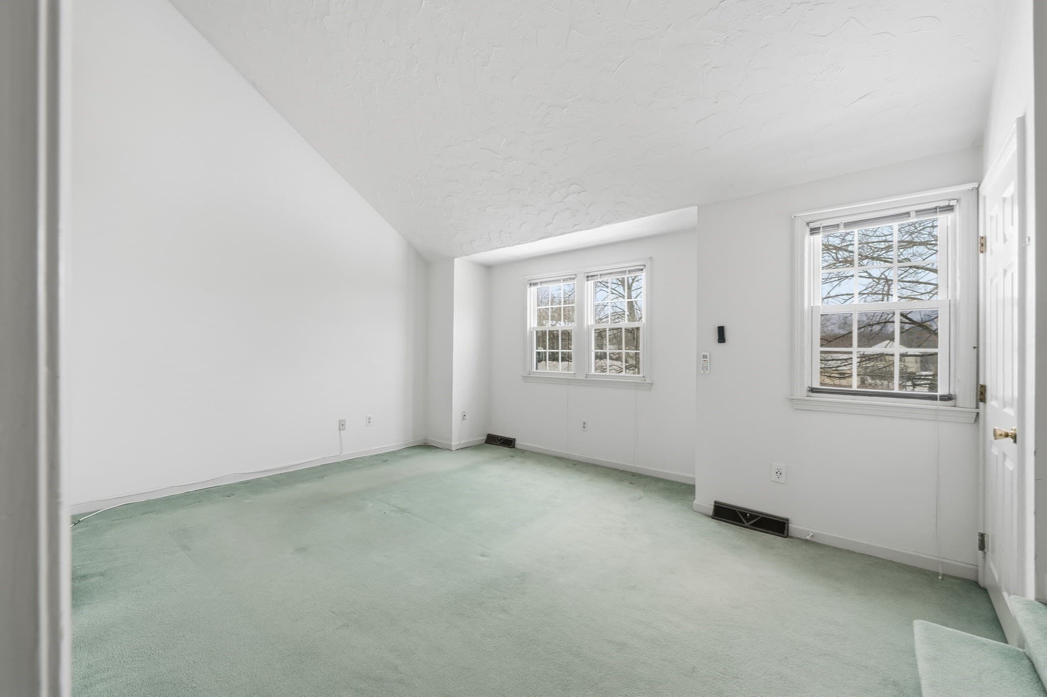 Condominium at 551 Hildreth St # 21, Dracut MA 01826, photo 11 of 23