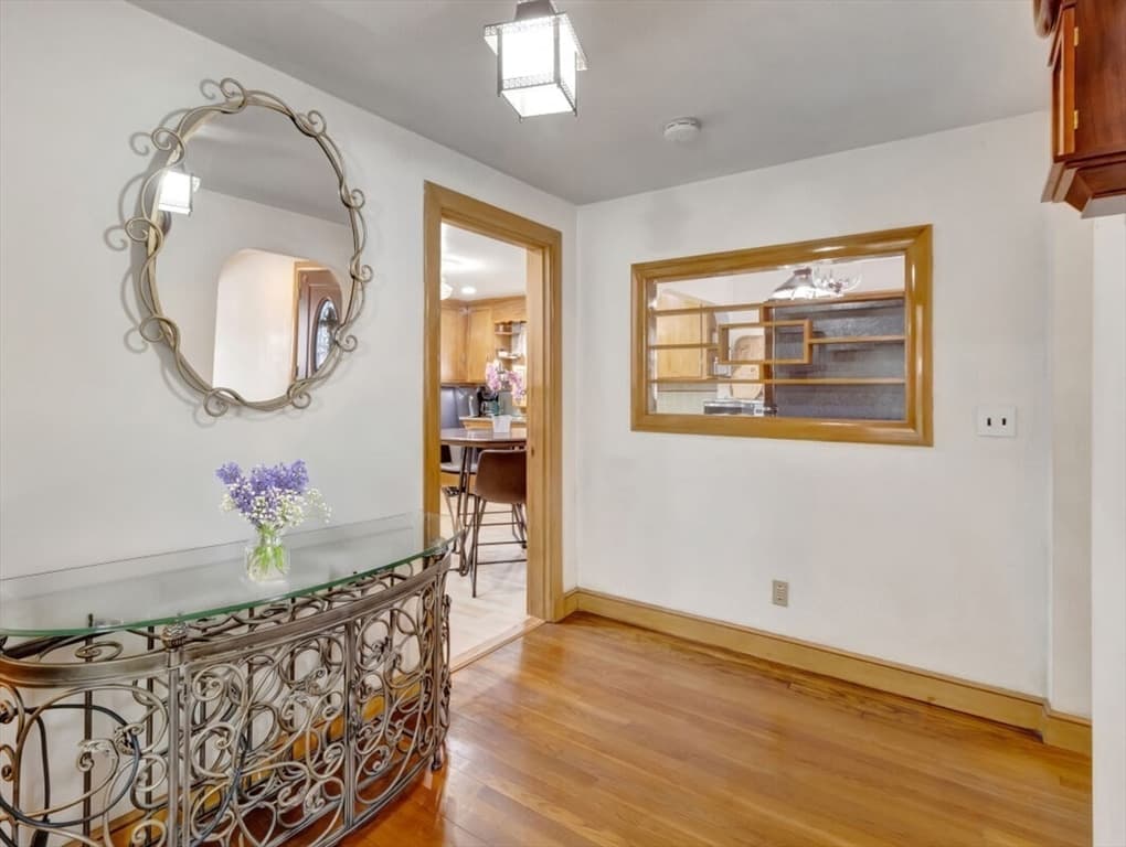 Single Family Residence at 222 Walnut St, Saugus MA 01906, photo 12 of 41