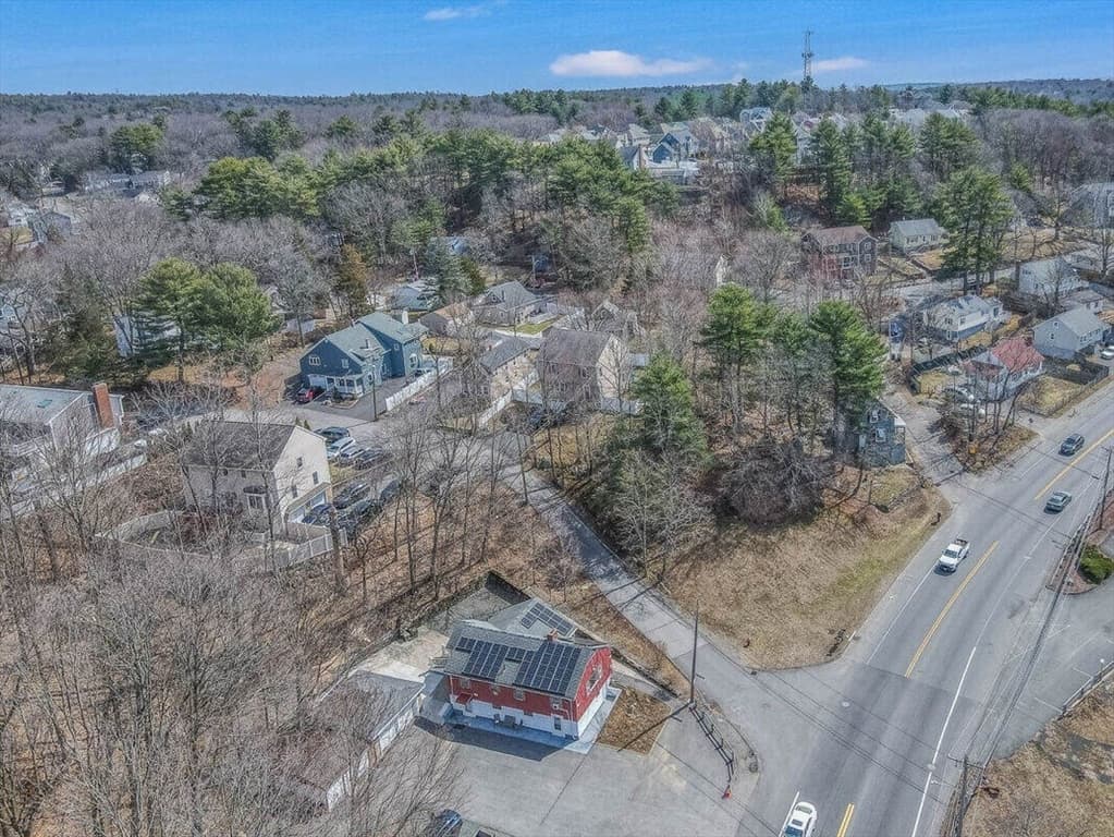 Single Family Residence at 222 Walnut St, Saugus MA 01906, photo 36 of 41