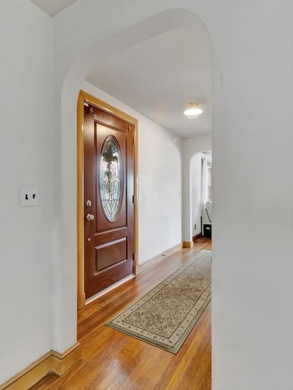 Single Family Residence at 222 Walnut St, Saugus MA 01906, photo 8 of 41