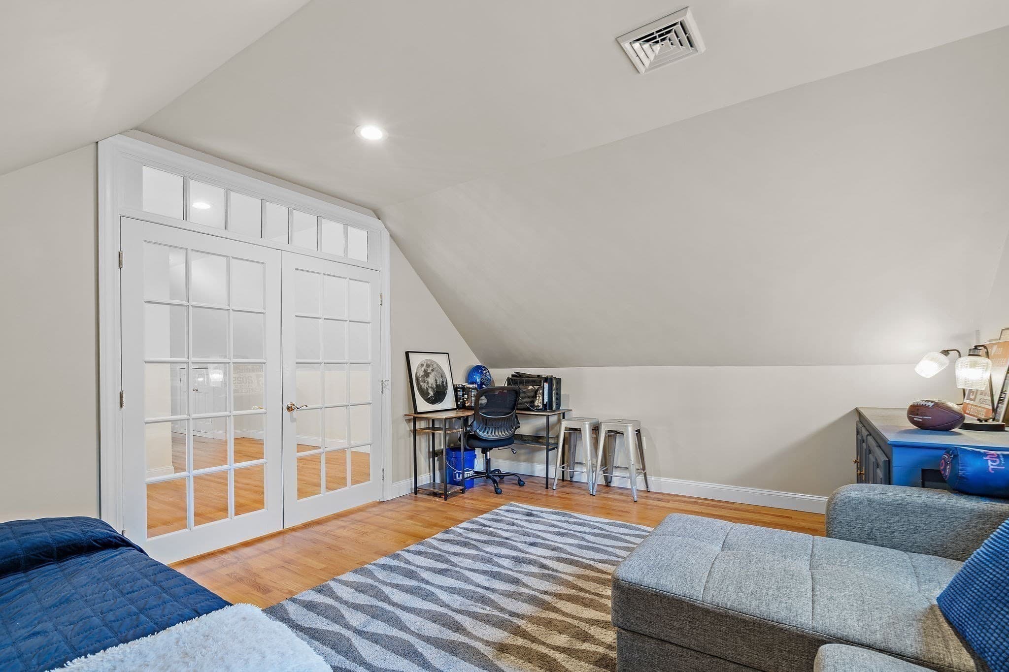 Single Family Residence at 48 Chanticleer Road, Sudbury MA 01776, photo 31 of 37