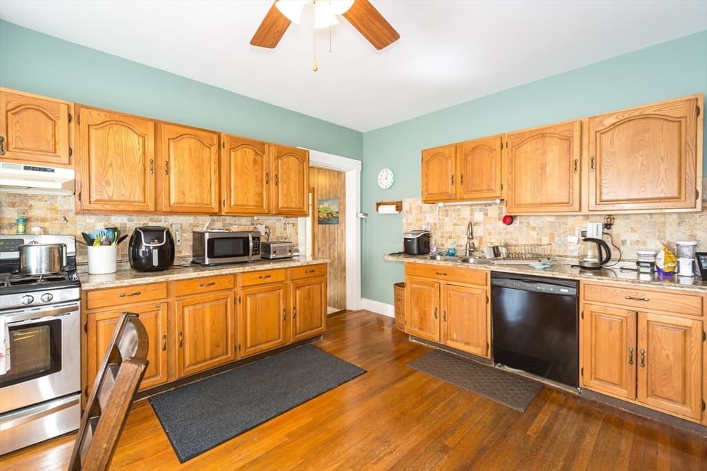 Multi Family at 52 Washington Street, Natick MA 01760, Natick, photo 21 of 34