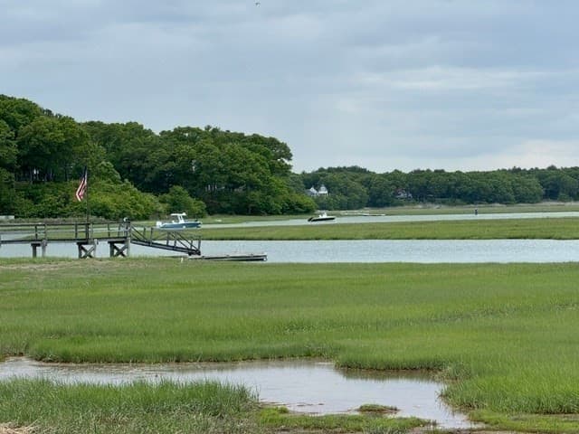 39 Bay Pond Rd, Duxbury MA 02332 photo 2