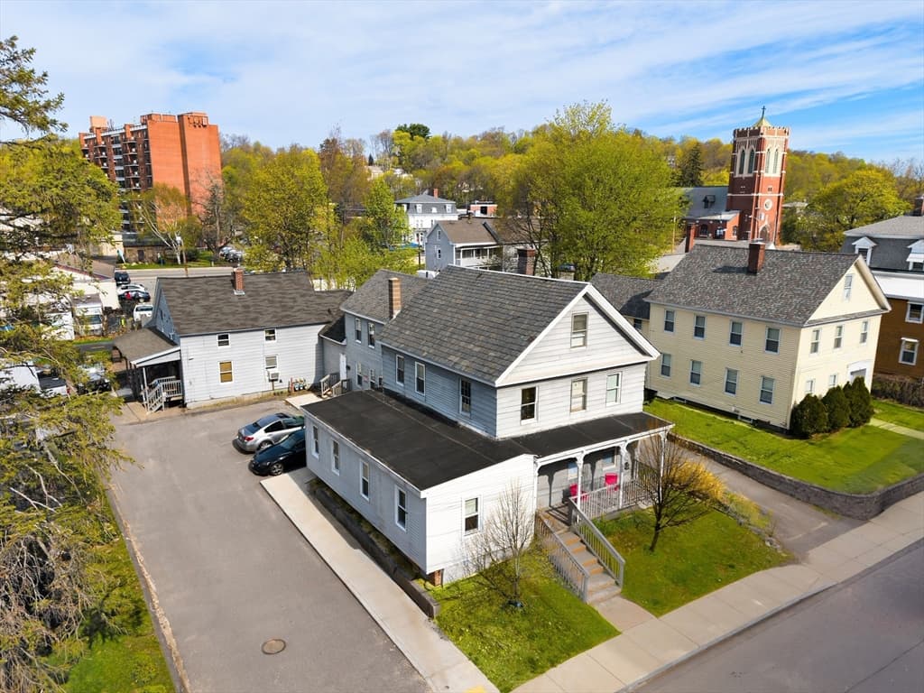42-44 Summer Street, Leominster MA 01453