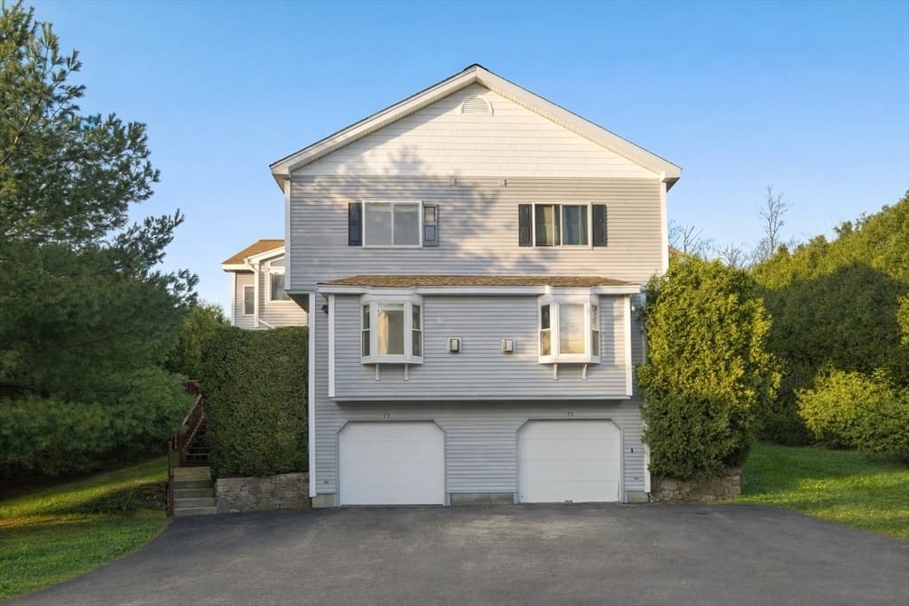 73 Half Crown Cir # 73, Ashland MA 01721