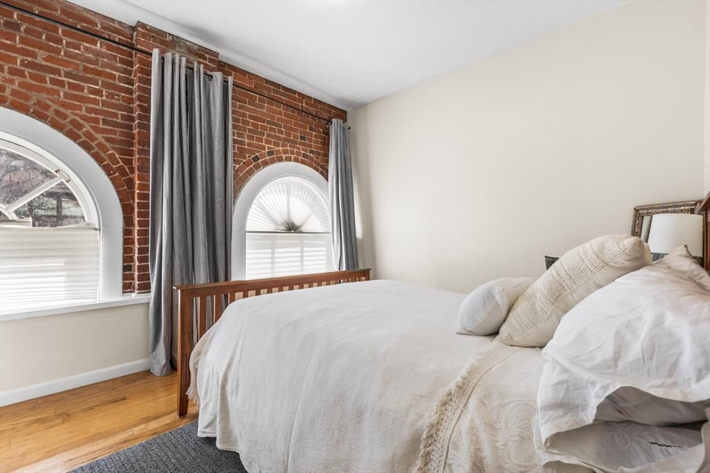 Condominium at 106 13th St # 202, Boston MA 02129, Boston, photo 7 of 12