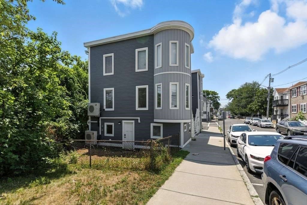 6 Garfield, Revere MA 02151 photo 5