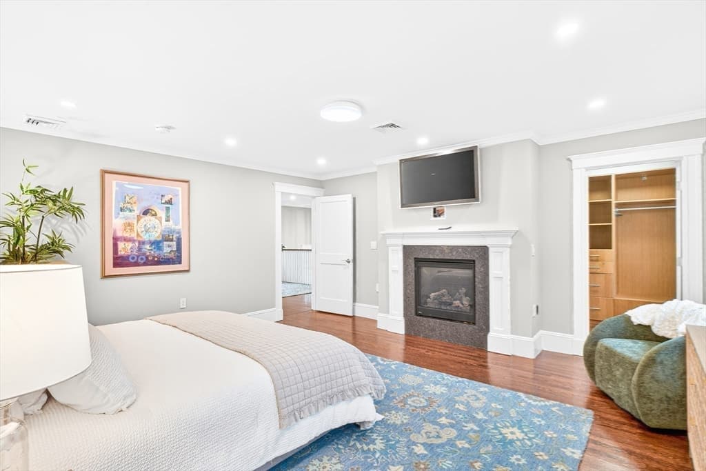524 Ward St, Newton MA 02459 photo 25