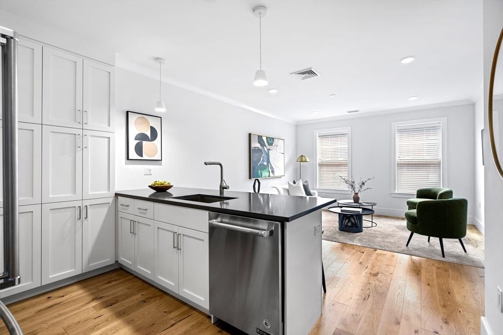 Condominium at 30 Polk St # 208, Boston MA 02129, Boston, photo 4 of 24