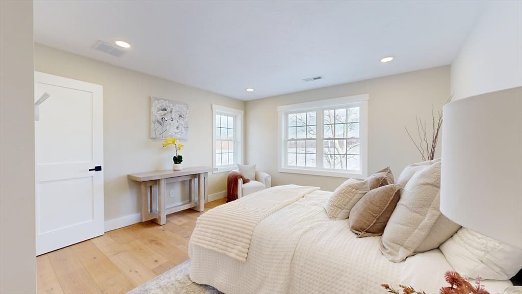 Single Family Residence at 46 Hastings Avenue, Worcester MA 01606, photo 30 of 38
