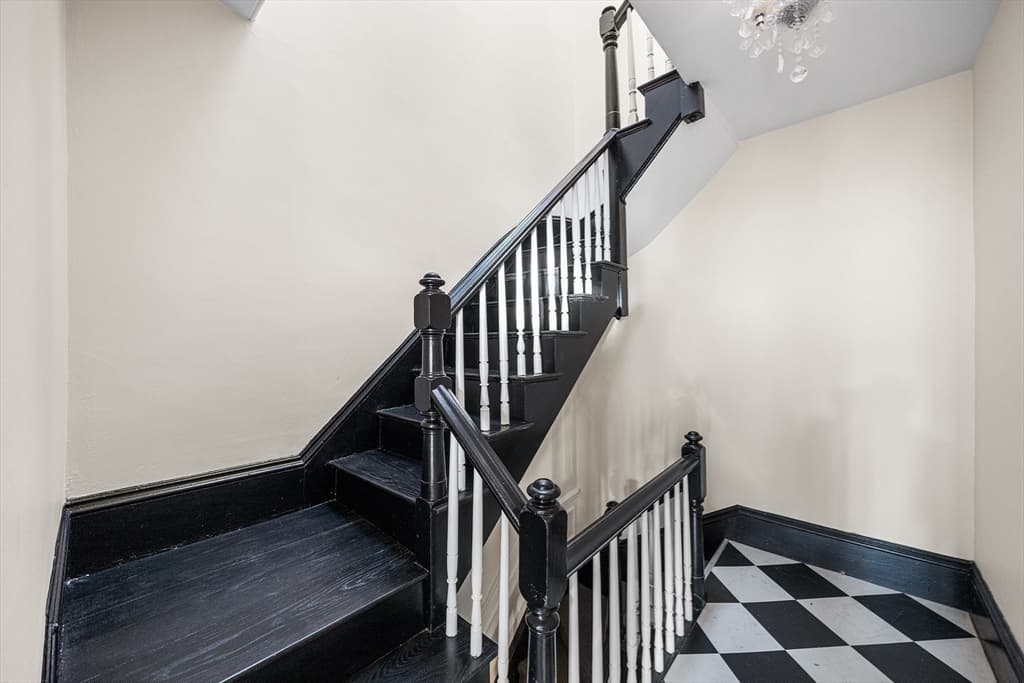 Condominium at 1 Saint Charles St # 3, Boston MA 02116, photo 23 of 36