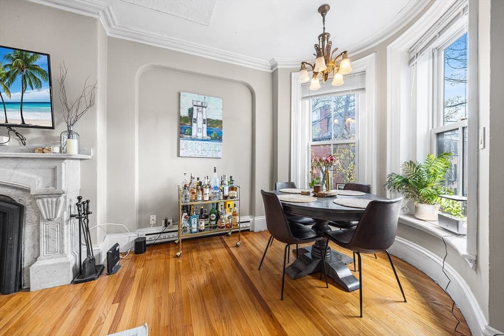 Condominium at 1 Saint Charles St # 3, Boston MA 02116, photo 5 of 36