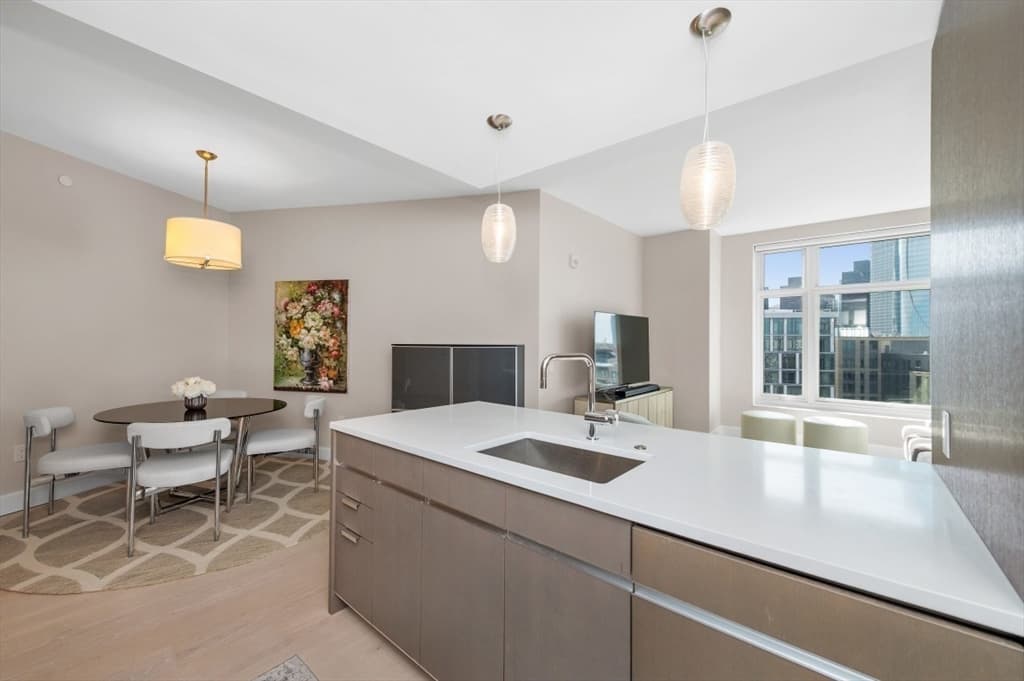 Condominium at 100 Lovejoy Wharf # 2C, Boston MA 02114, photo 8 of 25